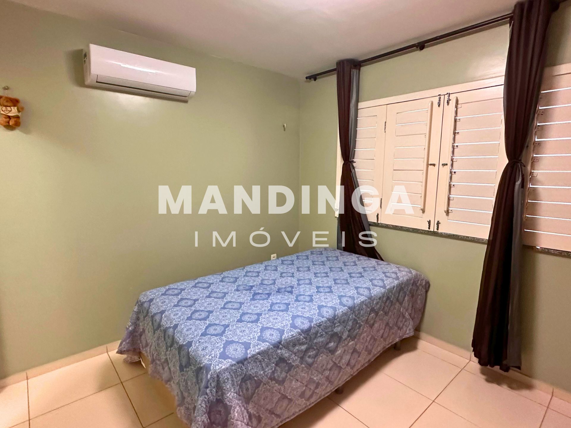 Casa de 4 suítes com vista para o mar, a 50 m da praia — Quixaba, Aracati