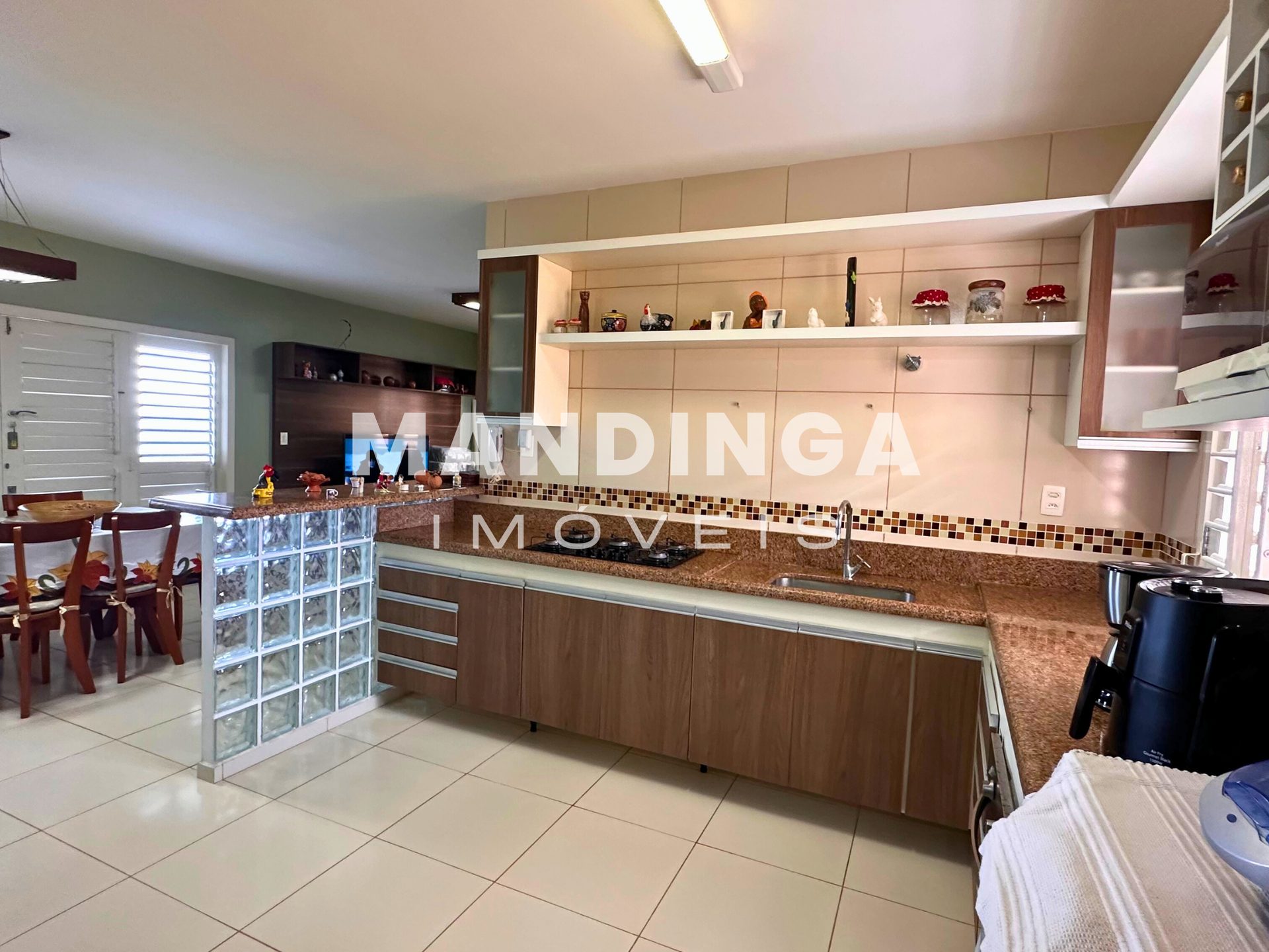 Casa de 4 suítes com vista para o mar, a 50 m da praia — Quixaba, Aracati