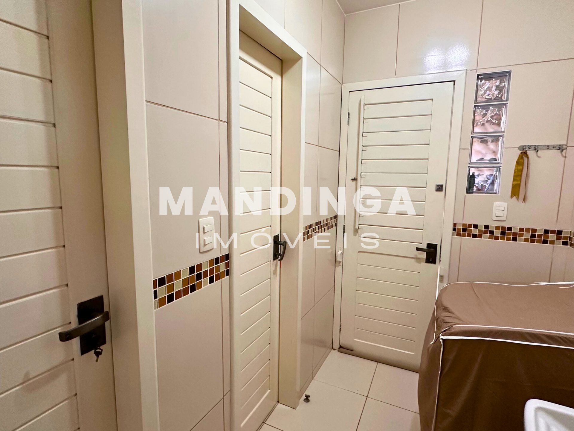 Casa de 4 suítes com vista para o mar, a 50 m da praia — Quixaba, Aracati