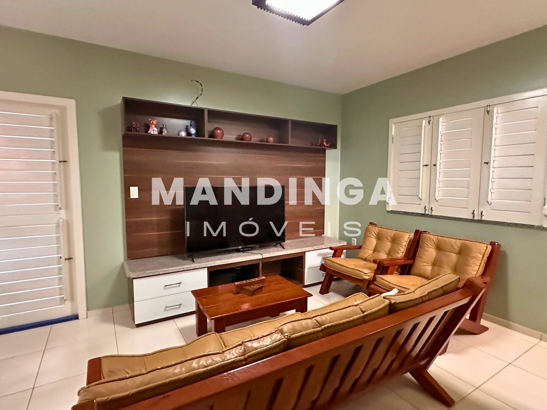 Casa de 4 suítes com vista para o mar, a 50 m da praia — Quixaba, Aracati