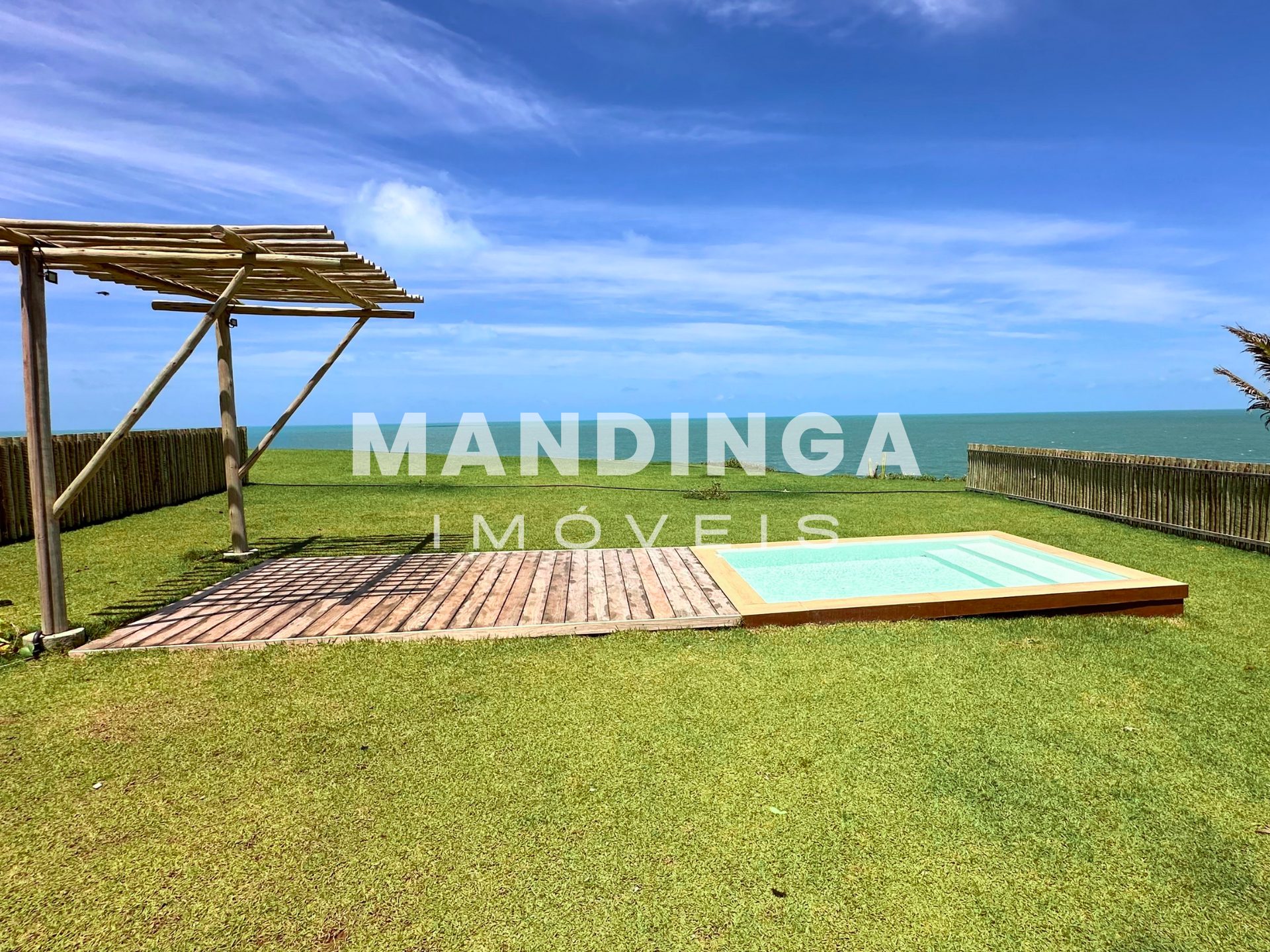 Casa de 2 suítes com estrutura para temporada — Praia do Retirinho, Aracati