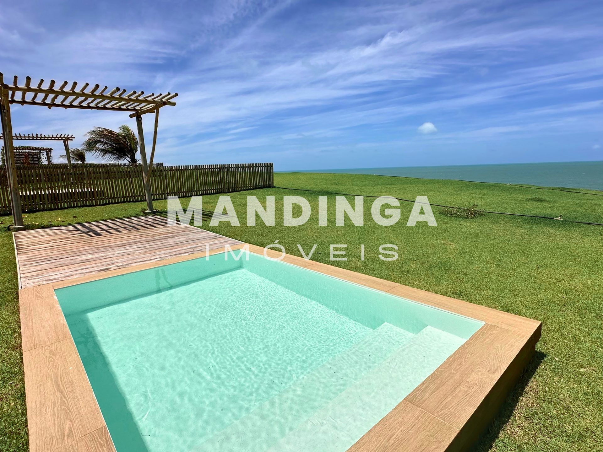 Casa de 2 suítes com estrutura para temporada — Praia do Retirinho, Aracati