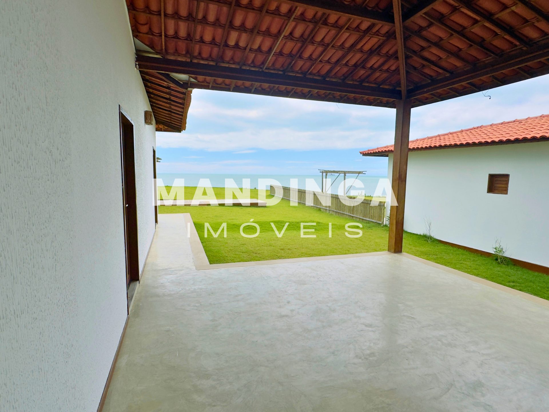 Casa de 2 suítes com estrutura para temporada — Praia do Retirinho, Aracati