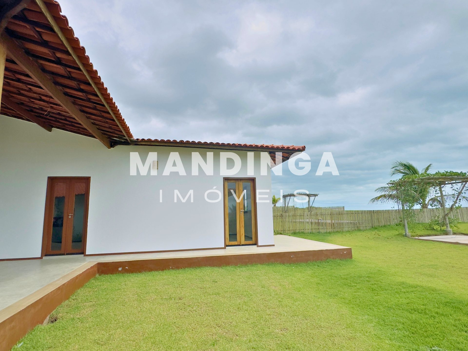 Casa de 2 suítes com estrutura para temporada — Praia do Retirinho, Aracati