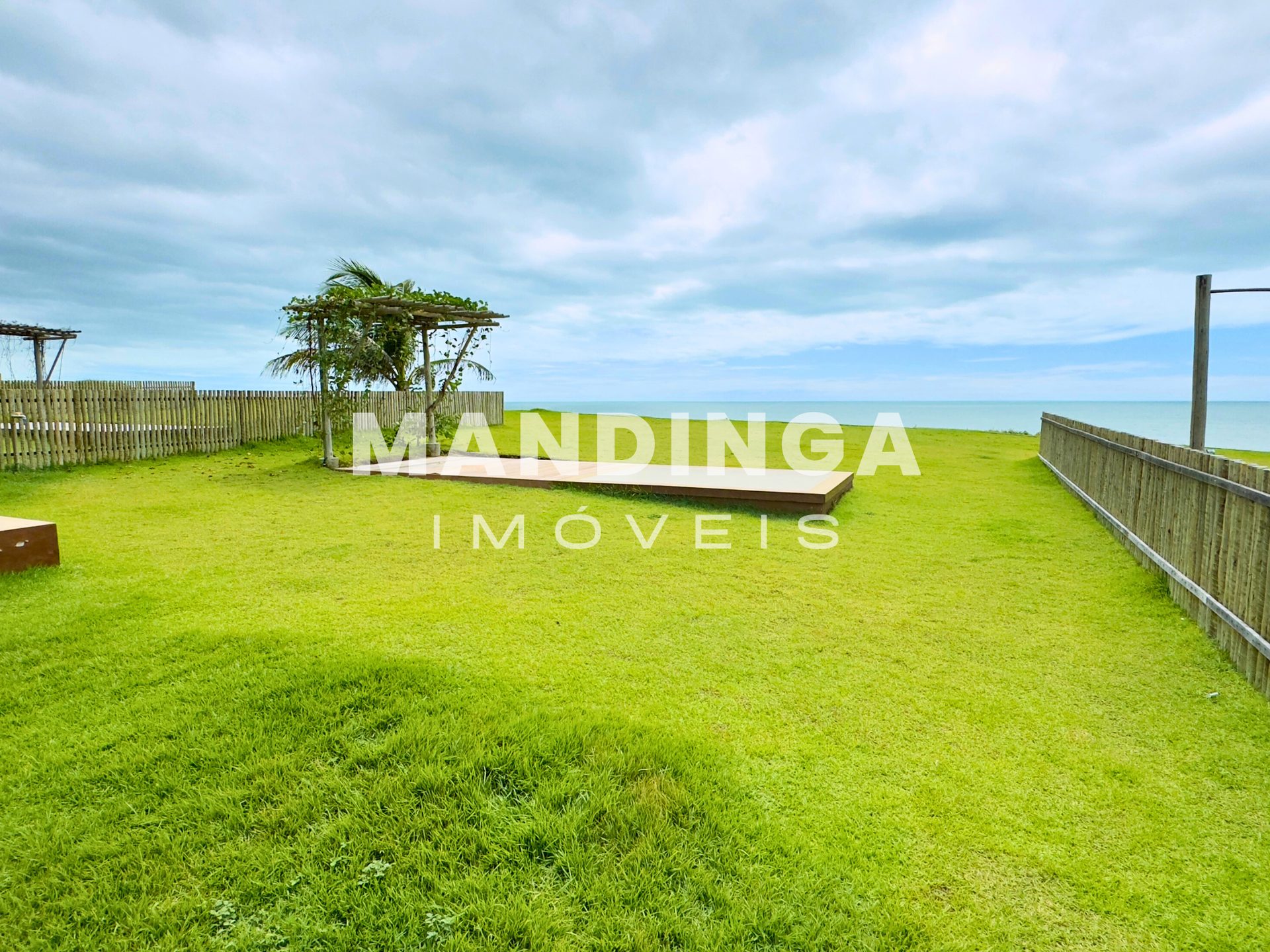 Casa de 2 suítes com estrutura para temporada — Praia do Retirinho, Aracati