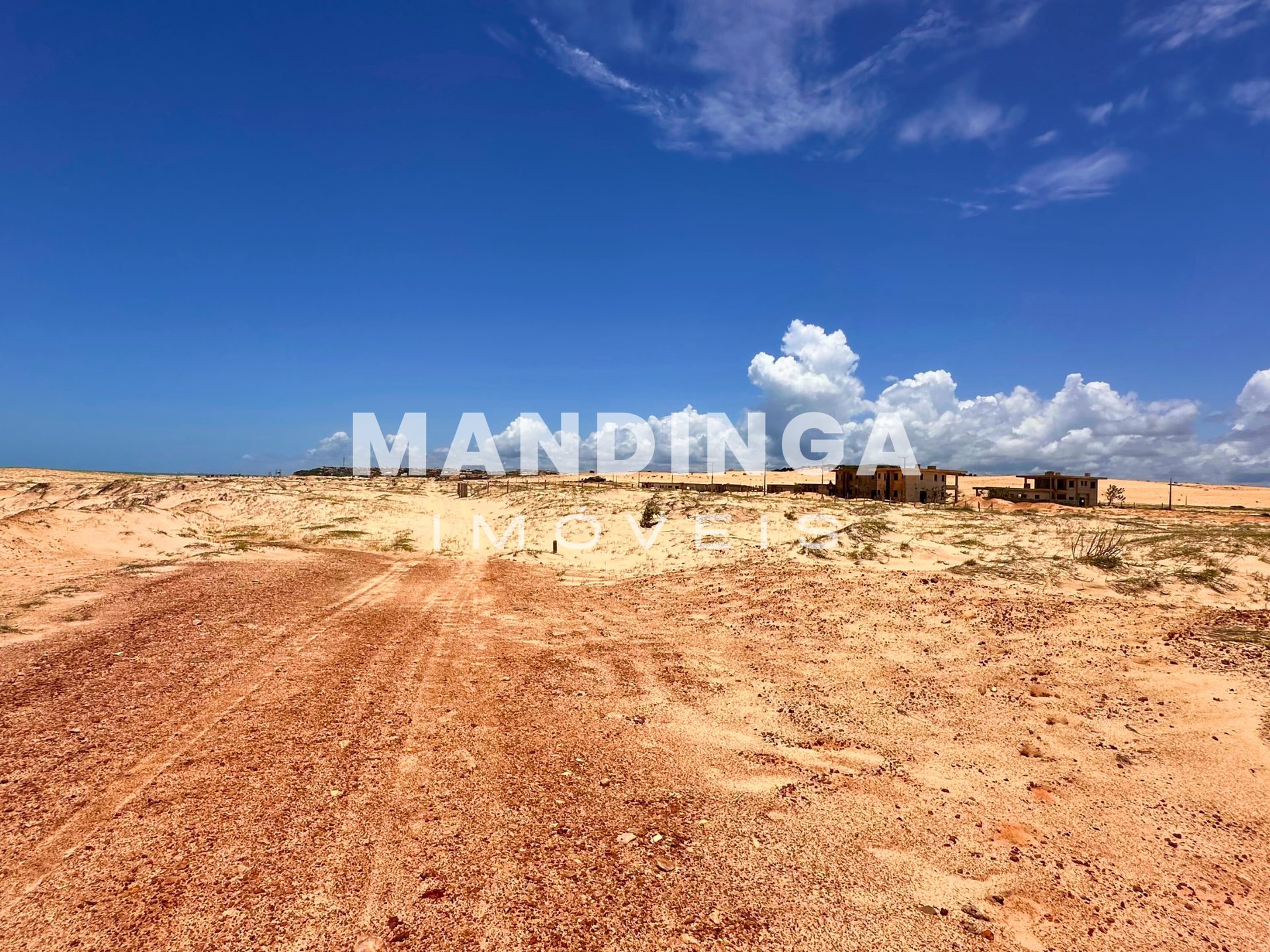 Terreno de 858 m² em Canoa Quebrada — Aracati