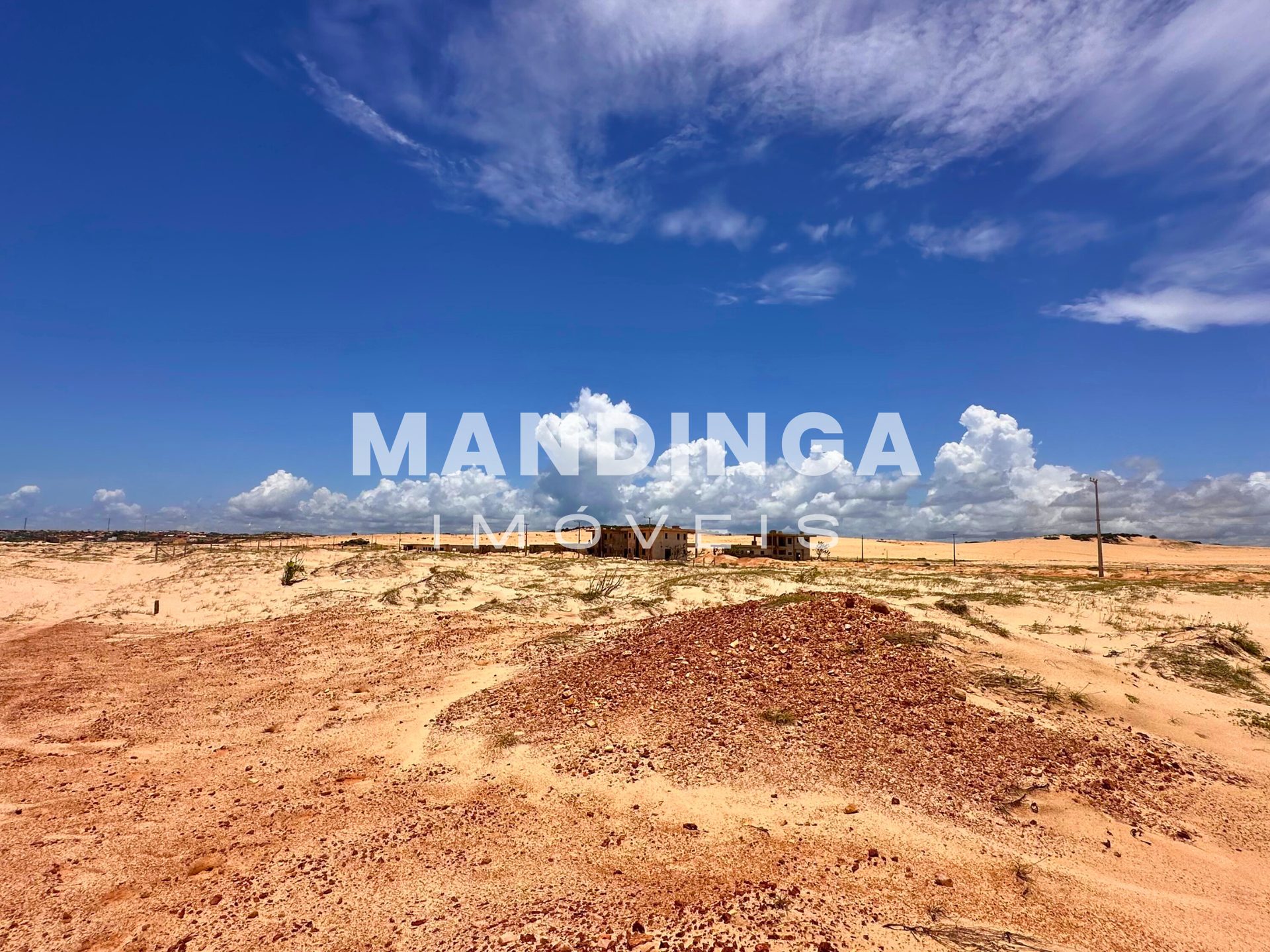 Terreno de 858 m² em Canoa Quebrada — Aracati