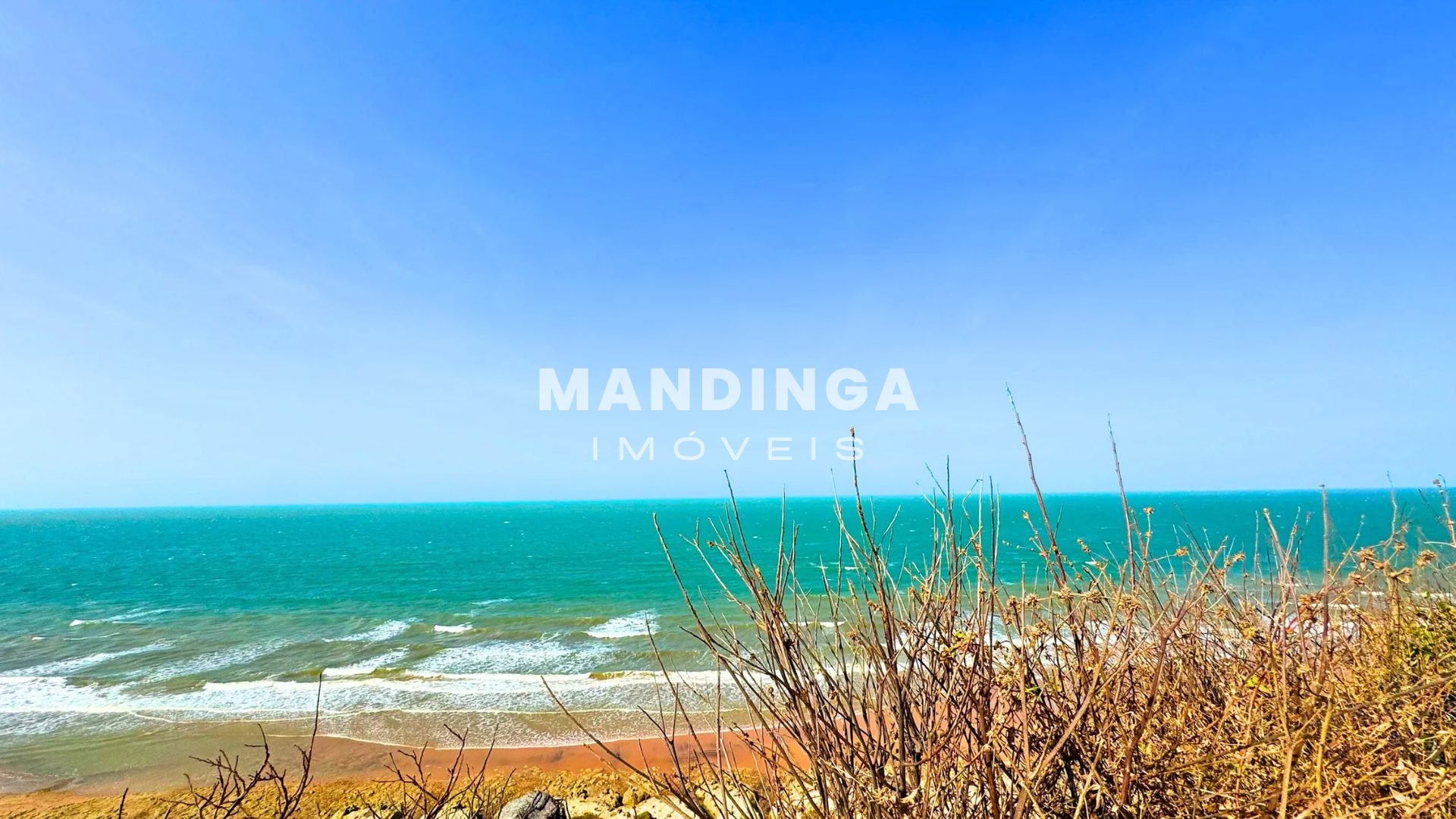 Terreno de 2.300 m² à beira-mar, pé na areia — Praia do Retirinho, Aracati