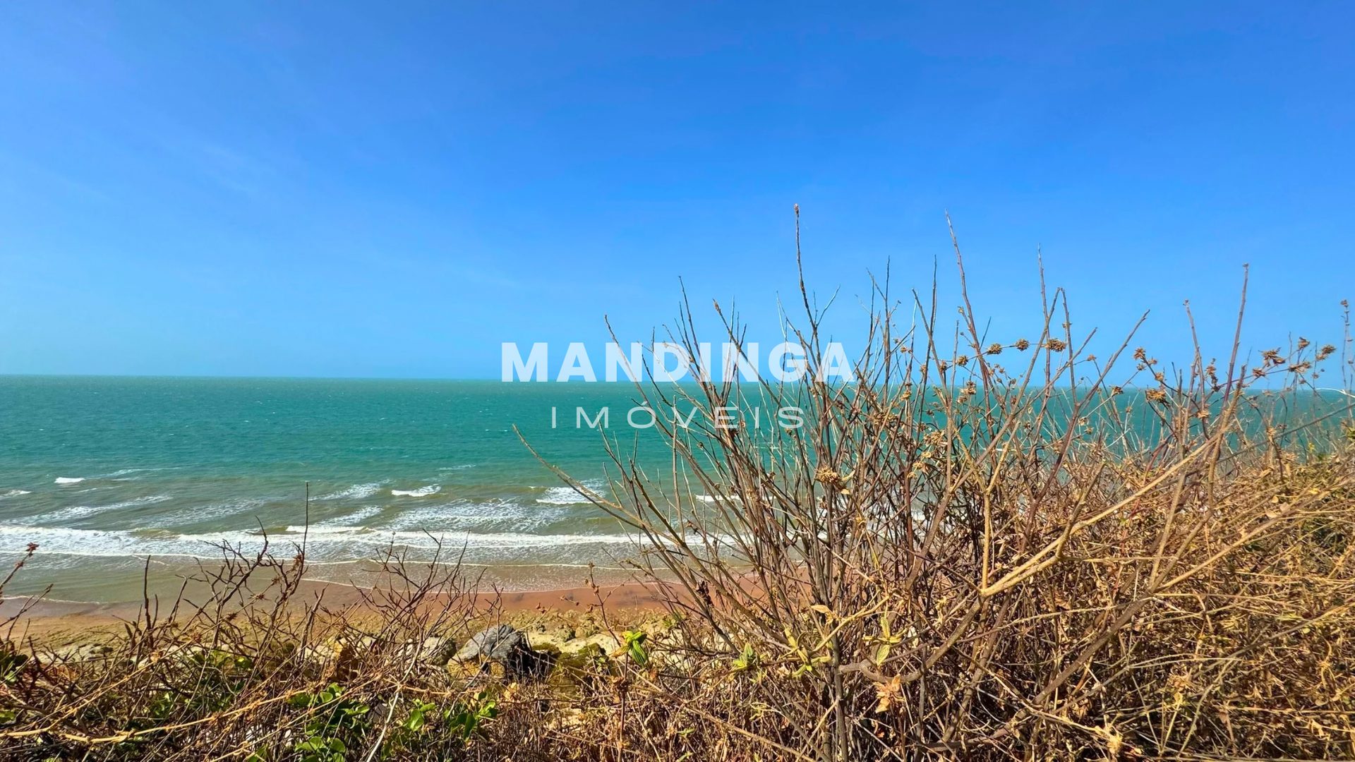 Terreno de 2.300 m² à beira-mar, pé na areia — Praia do Retirinho, Aracati