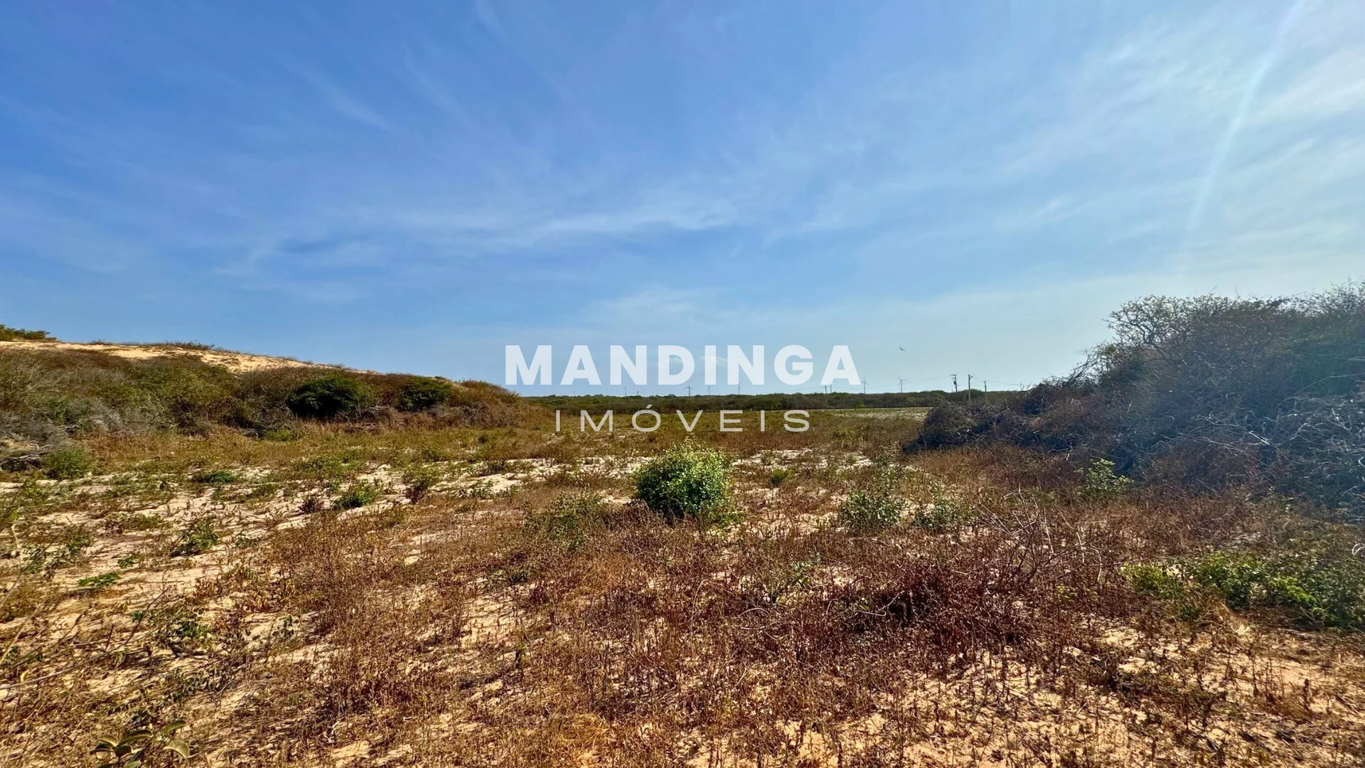 Terreno de 2.300 m² à beira-mar, pé na areia — Praia do Retirinho, Aracati