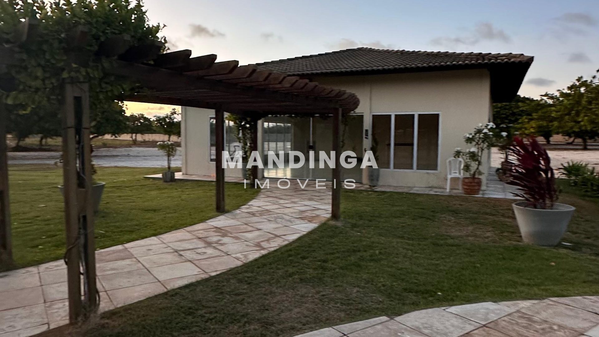 Terreno de 720 m² em condomínio próximo ao mar — Córrego dos Rodrigues, Aracati