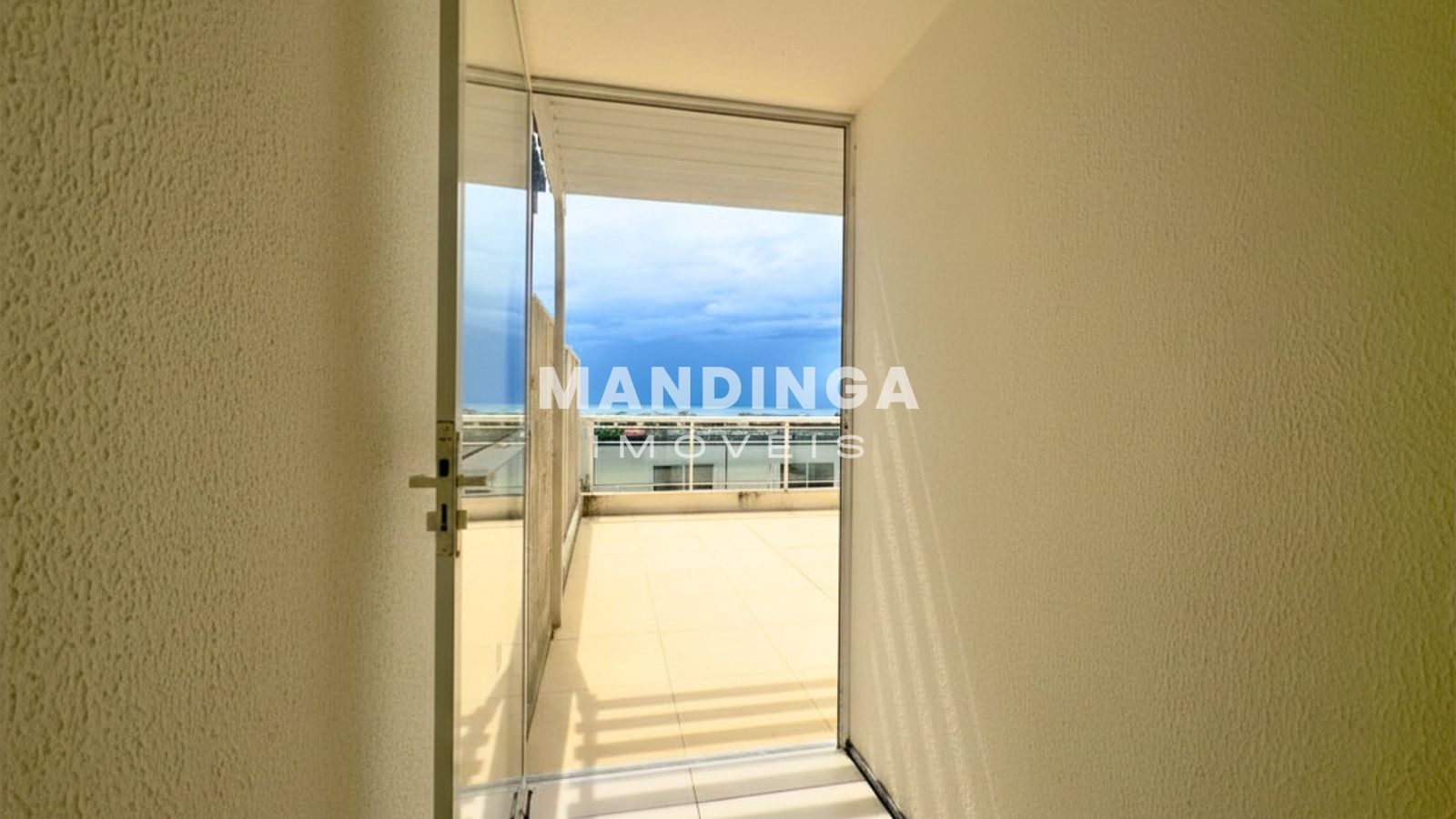 Apartamento mobiliado de 3 quartos com terraço e vista mar — Porto das Dunas, Aquiraz