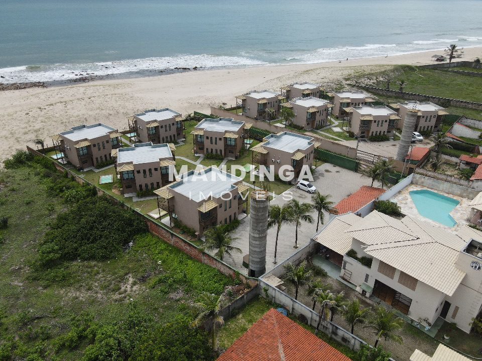 Casa de 2 suítes em condomínio pé na areia — Iguape, Aquiraz