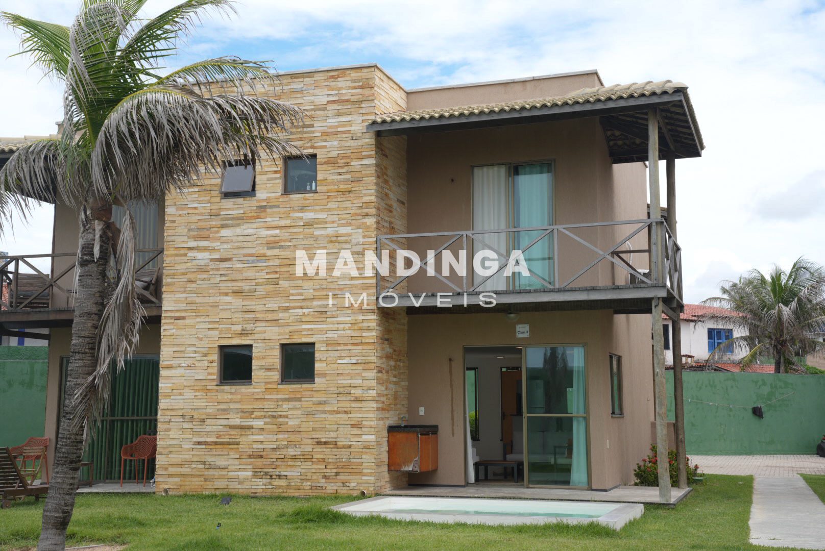 Casa de 2 suítes em condomínio pé na areia — Iguape, Aquiraz