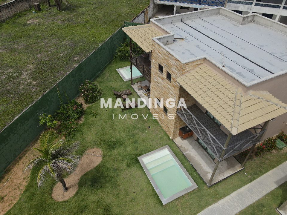 Casa de 2 suítes em condomínio pé na areia — Iguape, Aquiraz