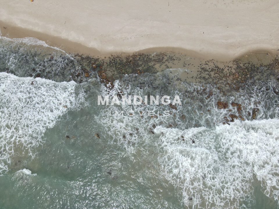 Casa de 2 suítes em condomínio pé na areia — Iguape, Aquiraz