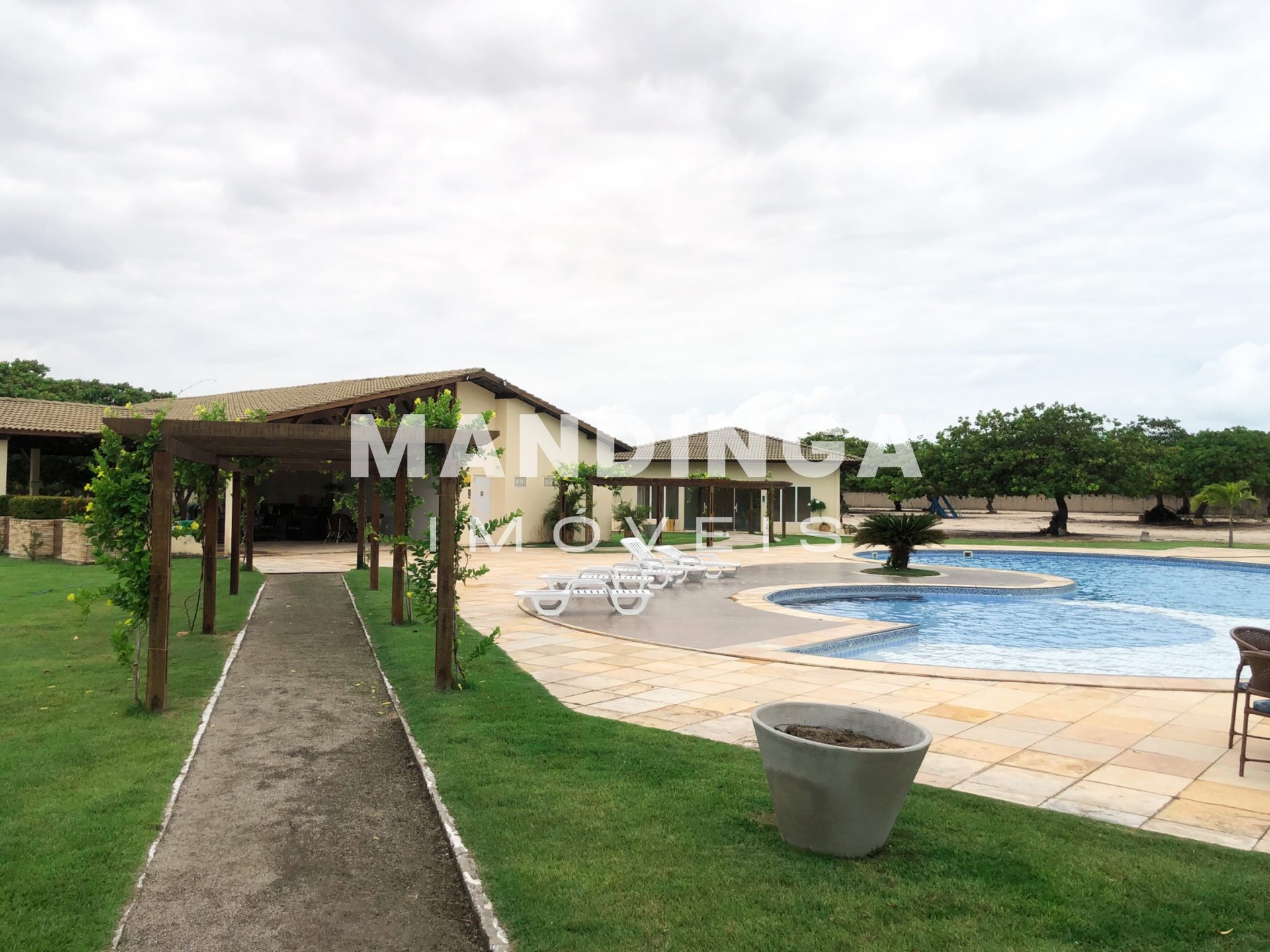 Terreno de 360 m² em condomínio próximo ao mar — Córrego dos Rodrigues, Aracati