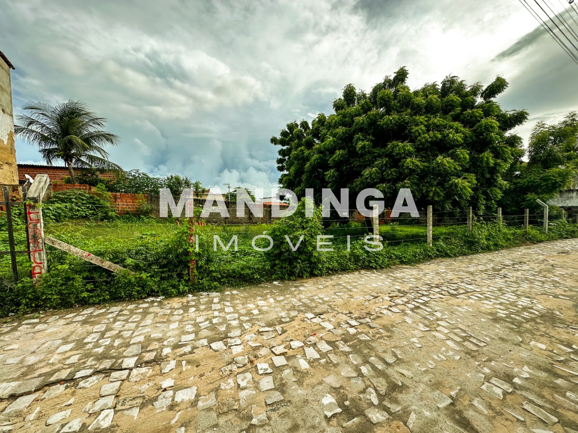 Terreno de 507 m² perto da Broadway — Canoa Quebrada, Aracati