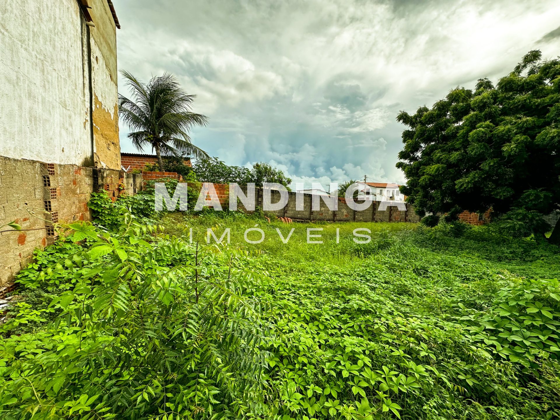 Terreno de 507 m² perto da Broadway — Canoa Quebrada, Aracati